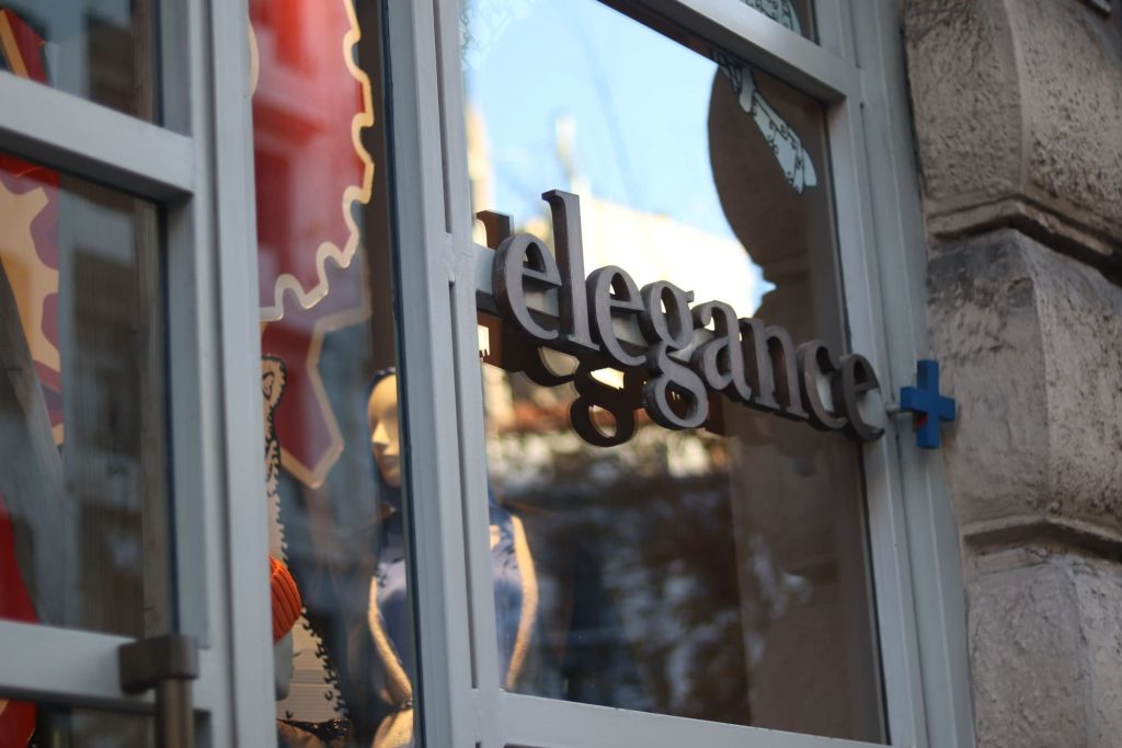 ΜΕΤΑΛΛΙΚΑ ΓΡΑΜΜΑΤΑ 15mm